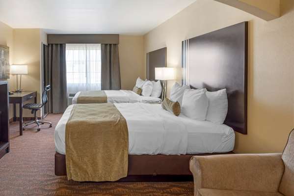  - Best Western Plus Capital Inn Jefferson City