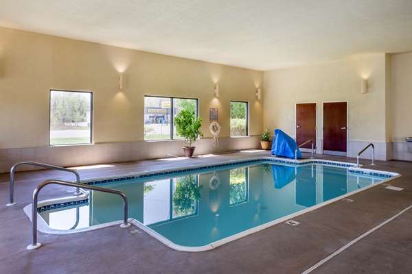 Pool - Best Western Plus Springfield Airport Inn - I-44, Exit 72