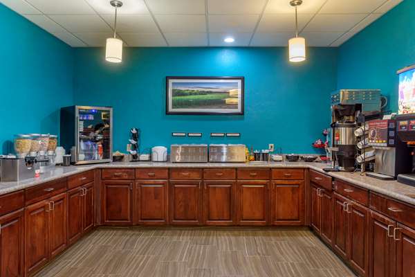 Amenities - Best Western Plus Springfield Airport Inn - I-44, Exit 72