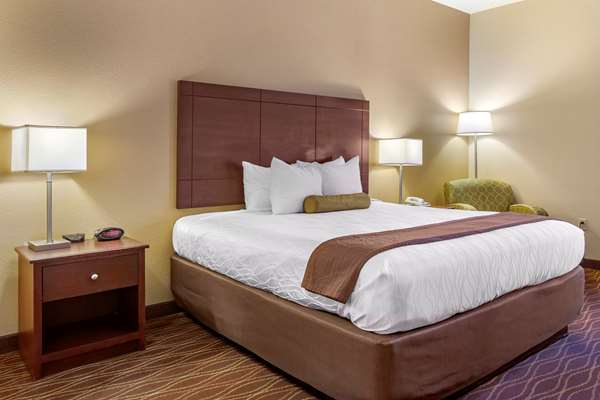  - Best Western Plus Springfield Airport Inn - I-44, Exit 72