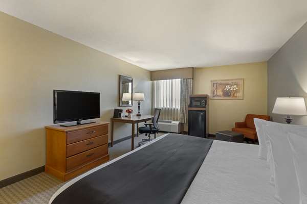  - Best Western Plus - The Charles Hotel St Charles - I-70, Exit 229B