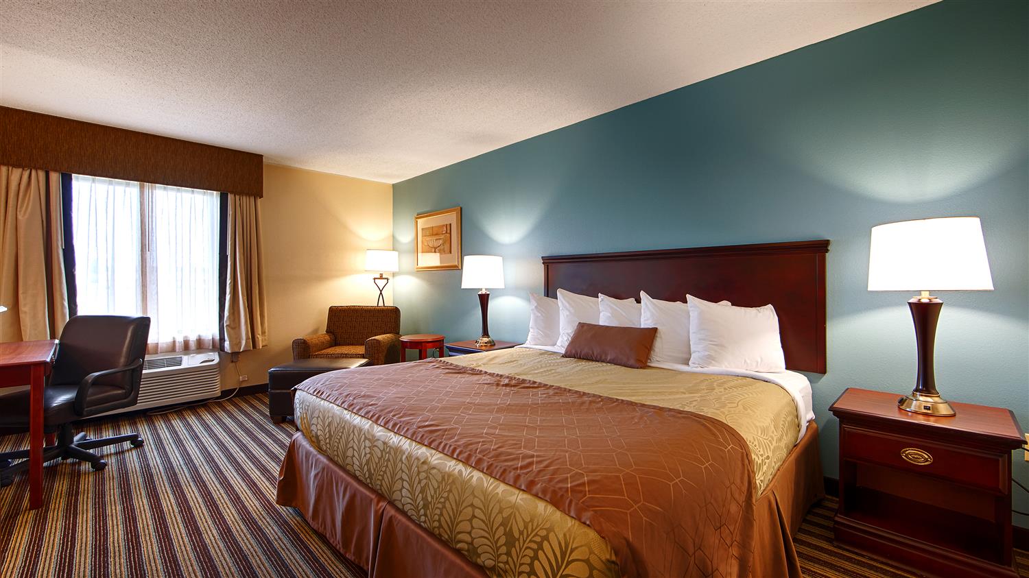 Best Western Plus Sikeston Hotel, MO See Discounts