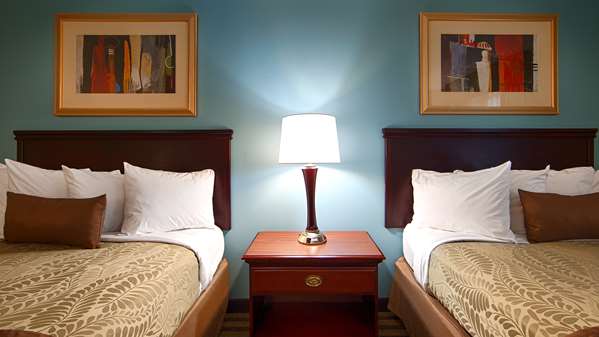  - Best Western Plus Sikeston Hotel