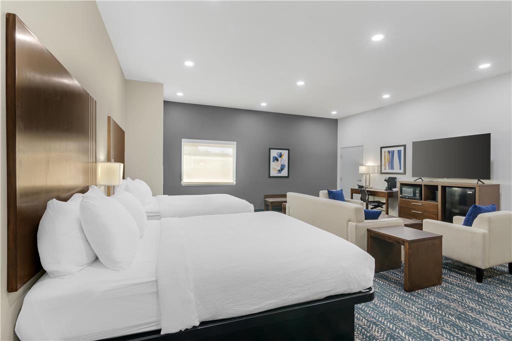 Best Western Plus Washington Hotel-guestroom-Guest Room,On-Site.jpg