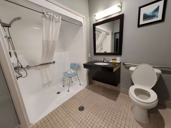  - Best Western Plus Columbia Inn - I-70, Exit 128A