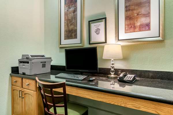 Conference Area - Best Western Plus Columbia Inn - I-70, Exit 128A