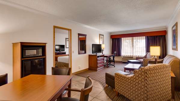 - Best Western War Bonnet Inn Miles City