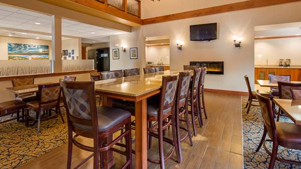 Restaurant - Best Western Golden Prairie Inn & Suites Sidney