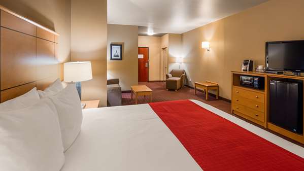 Suite - Best Western Golden Prairie Inn & Suites Sidney