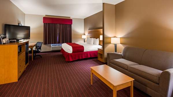 Suite - Best Western Golden Prairie Inn & Suites Sidney