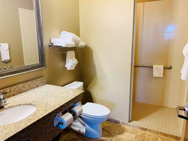  - Best Western Golden Prairie Inn & Suites Sidney
