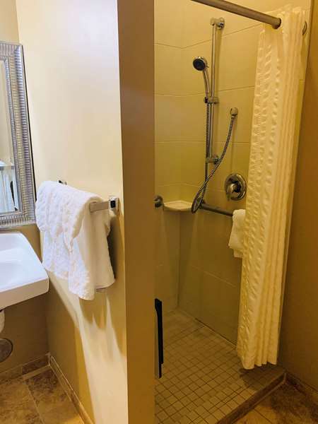  - Best Western Golden Prairie Inn & Suites Sidney