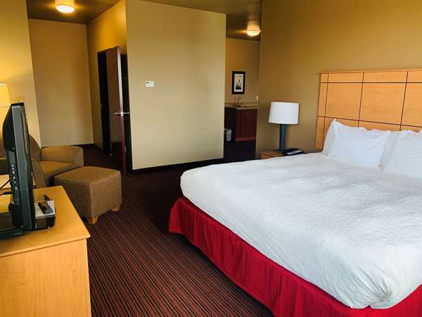 Suite - Best Western Golden Prairie Inn & Suites Sidney