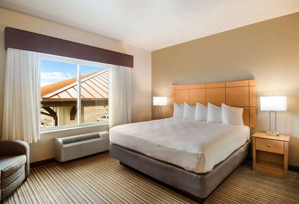  - Best Western Shelby Inn & Suites