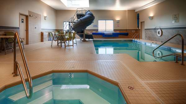 Pool - Best Western Plus Havre Inn & Suites