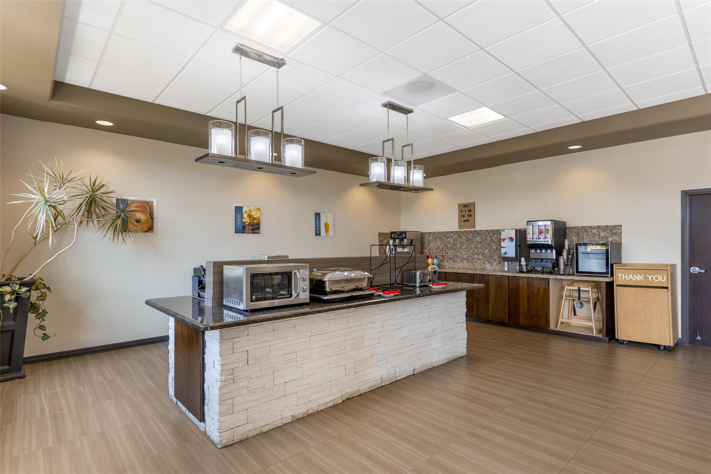 Breakfast Area | Best Western Plus Havre Inn & Suites