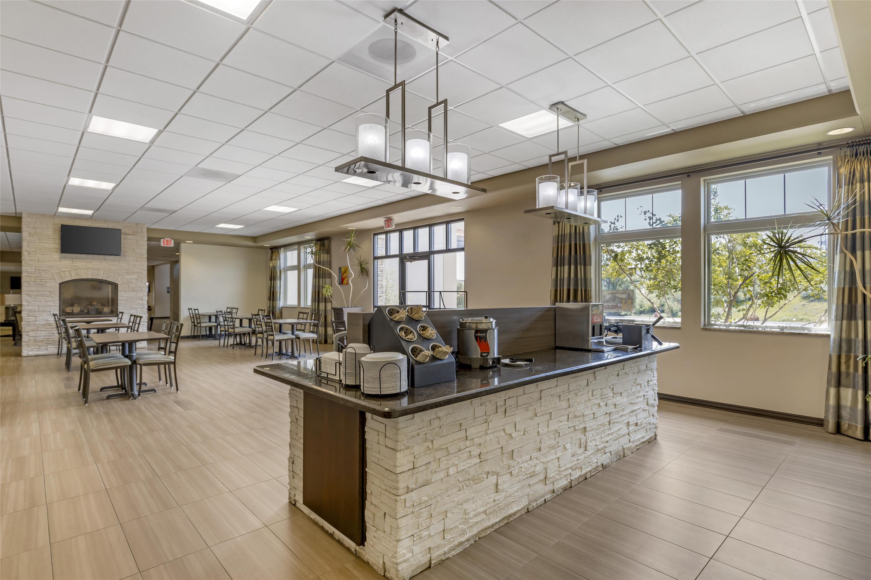 Breakfast Area | Best Western Plus Havre Inn & Suites
