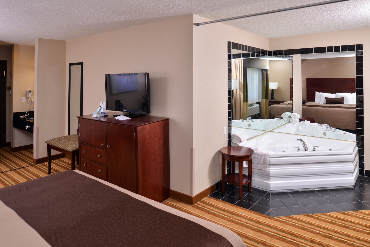 Best Western Old Mill Inn Omaha, NE See Discounts