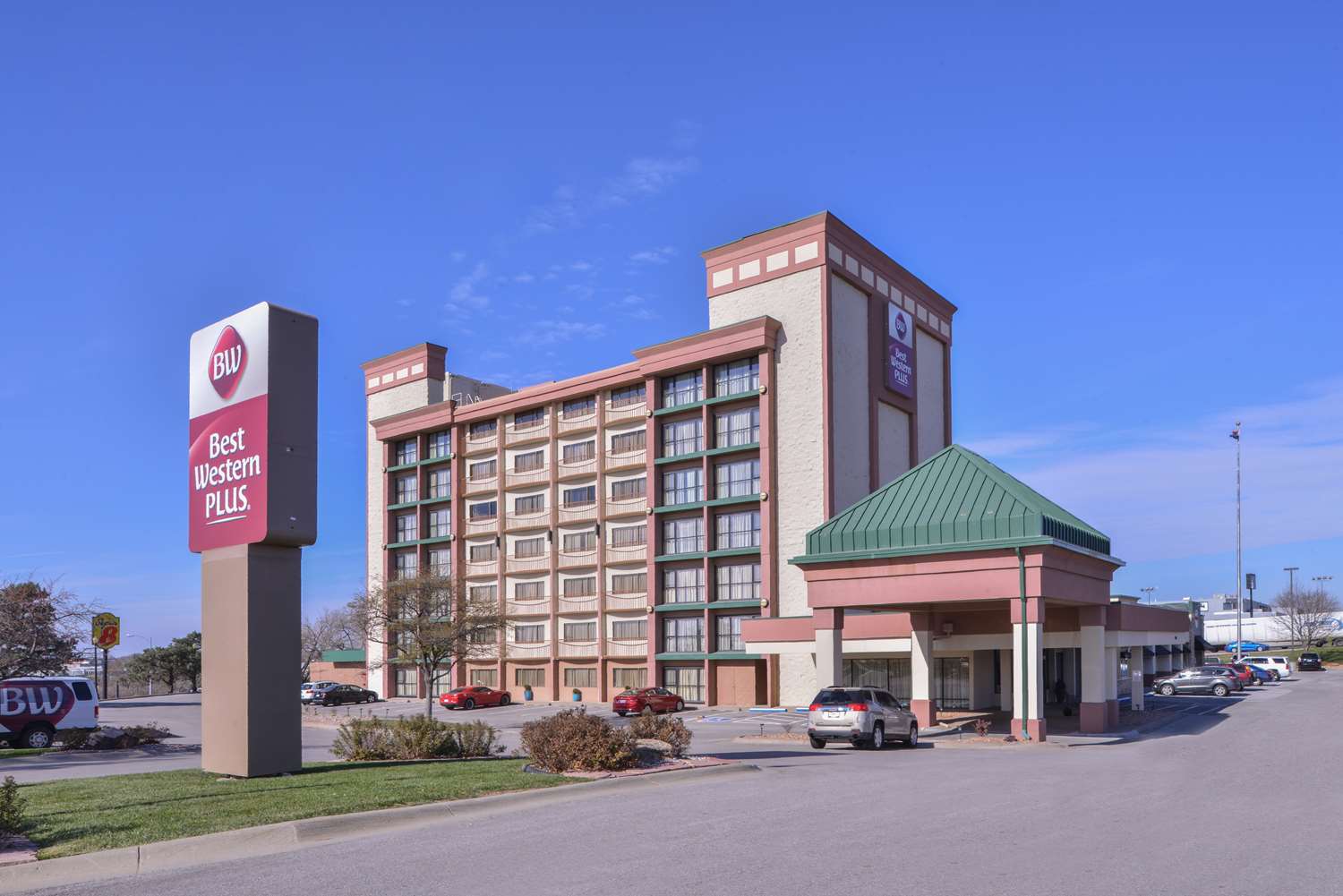 Best Western Plus Kelly Inn Omaha, NE See Discounts