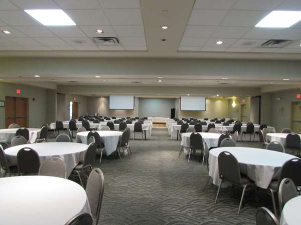  - Best Western Plus York Hotel - I-80, Exit 353