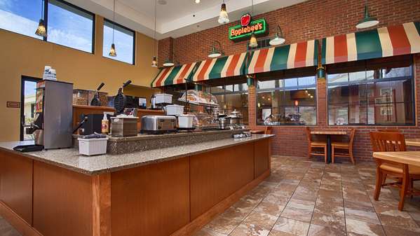 Restaurant - Best Western Plus York Hotel - I-80, Exit 353