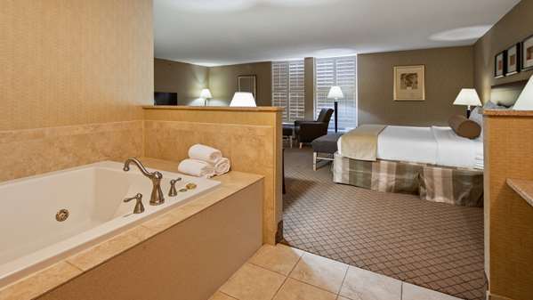 Suite - Best Western Plus York Hotel - I-80, Exit 353