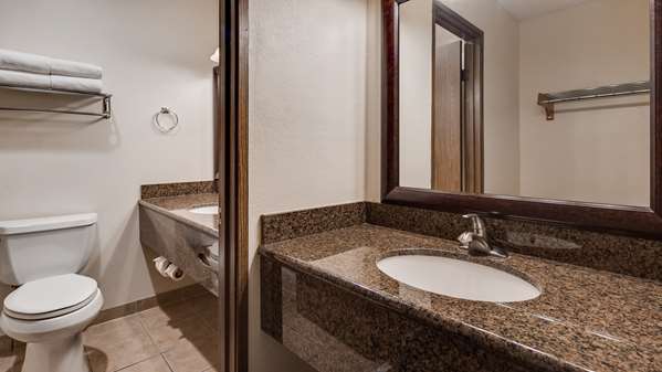  - Best Western Hi-Desert Inn Tonopah