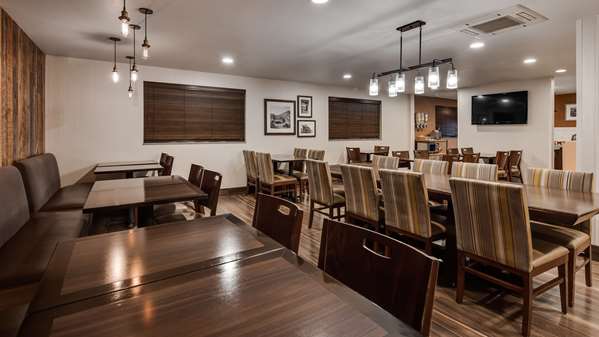 Amenities - Best Western Hi-Desert Inn Tonopah