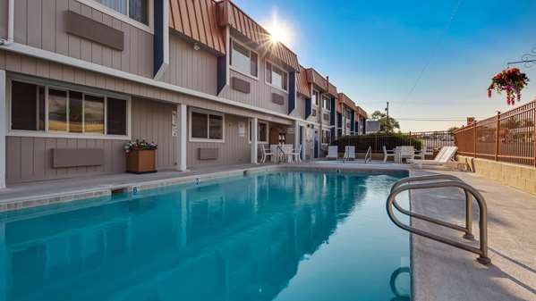 Pool - Best Western Hi-Desert Inn Tonopah