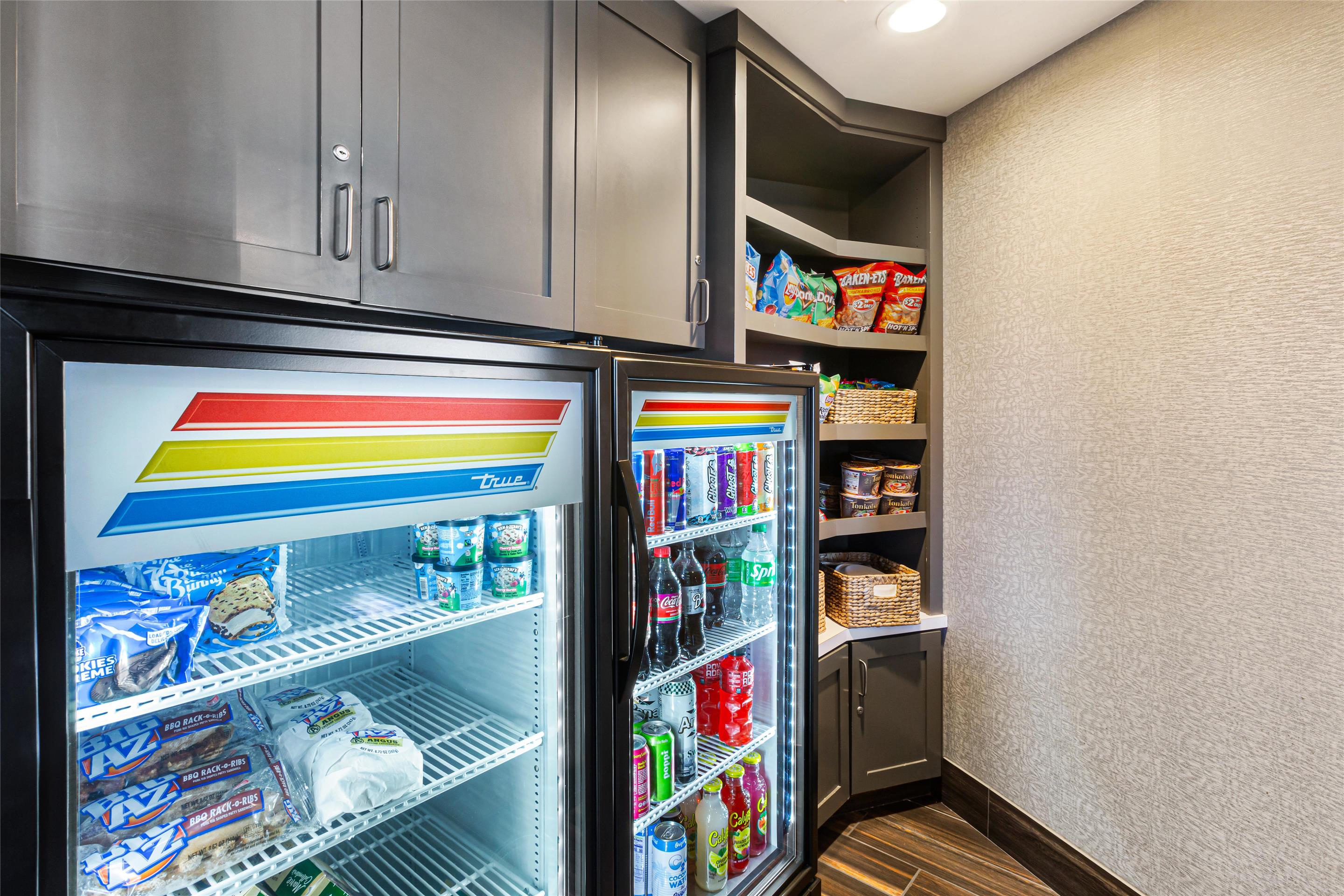 Sundry Shop | Best Western Hi-desert Inn