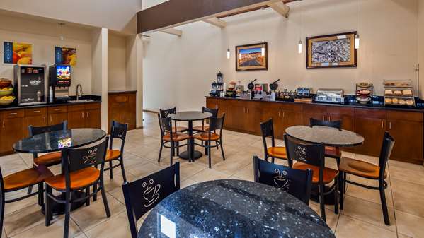 Amenities - Best Western Topaz Lake Inn