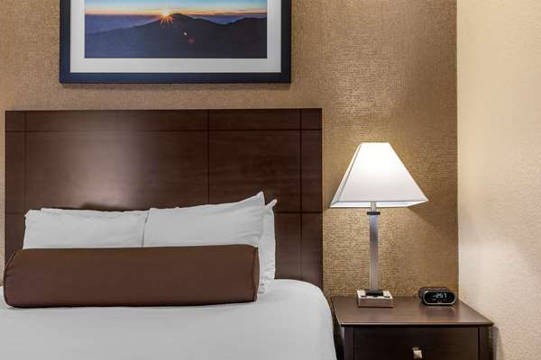  - Best Western Plus Las Vegas West Hotel