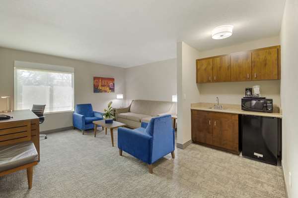  - Best Western Plus Henderson Hotel