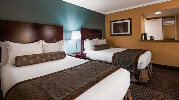  - Best Western Plus Casino Royale Inn Las Vegas - I-15, Exit 39