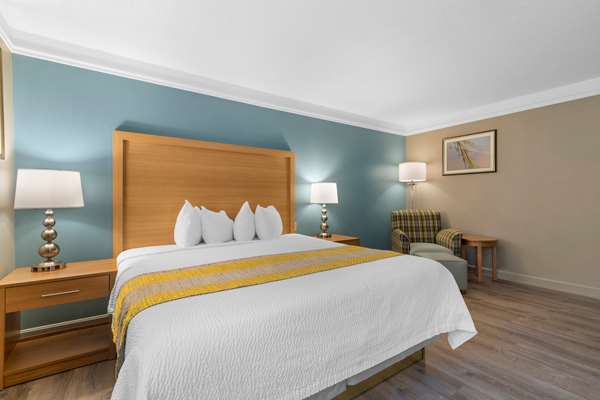  - Best Western Plus Executive Court Inn Manchester