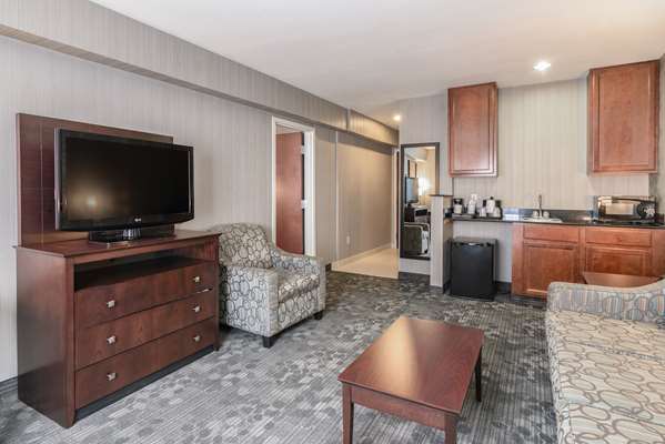 Suite - Best Western Concord Inn & Suites - I-93, Exit 13