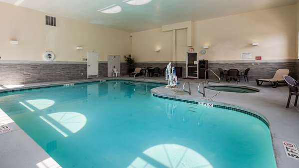 Pool - Best Western Concord Inn & Suites - I-93, Exit 13