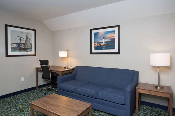 Suite - Best Western Plus Portsmouth Hotel & Suites