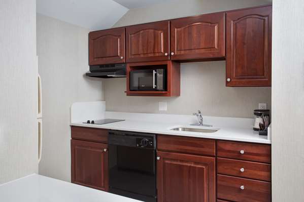 Suite - Best Western Plus Portsmouth Hotel & Suites