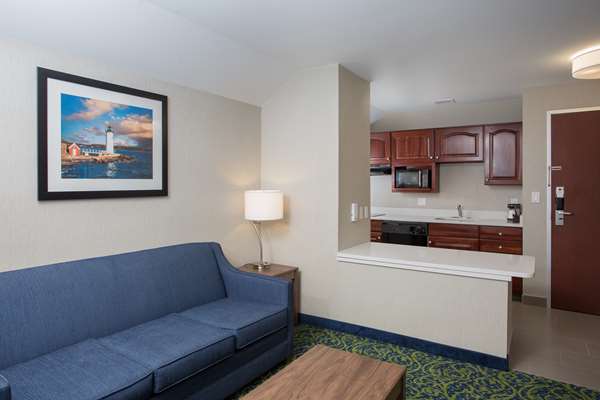 Suite - Best Western Plus Portsmouth Hotel & Suites