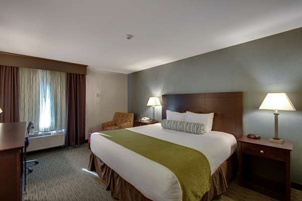  - Best Western Plus The Inn at Hampton