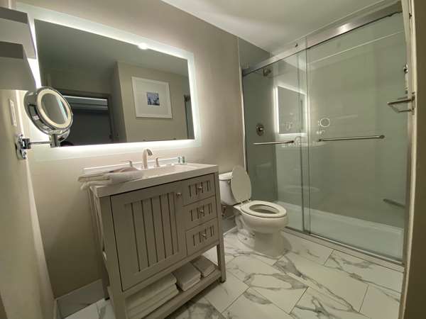  - Best Western Inn Westfield