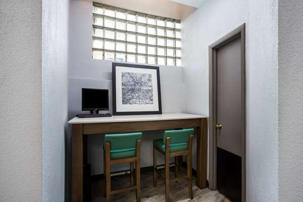 Conference Area - Best Western Bordentown Inn - I-95, Exit 7