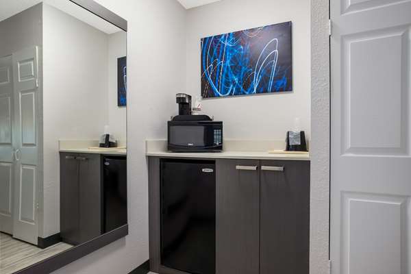  - Best Western Bordentown Inn - I-95, Exit 7