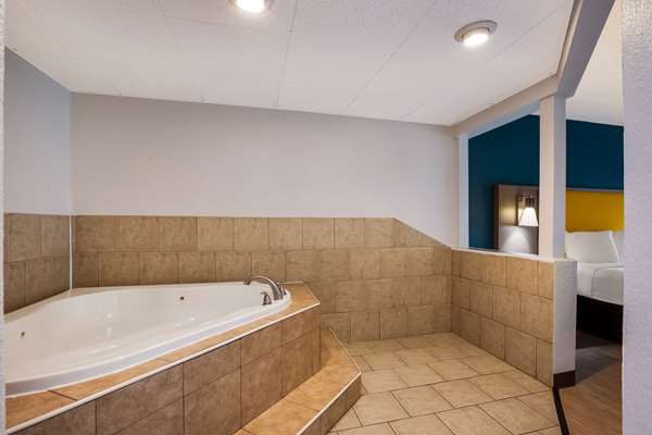  - Best Western Bordentown Inn - I-95, Exit 7