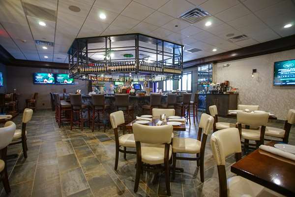 Bar - Best Western Plus Executive Inn Fairfield