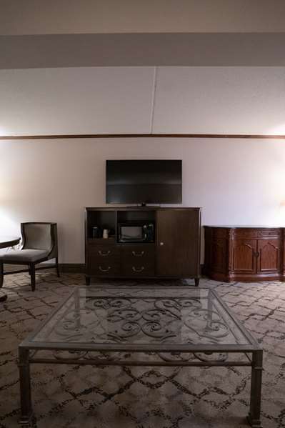 Suite - Best Western Plus Executive Inn Fairfield