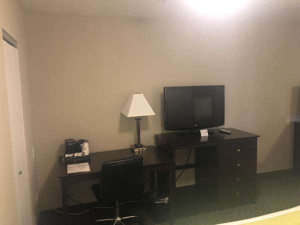 Suite - Best Western Fort Lee Inn - I-95, Exit 72 & 72A