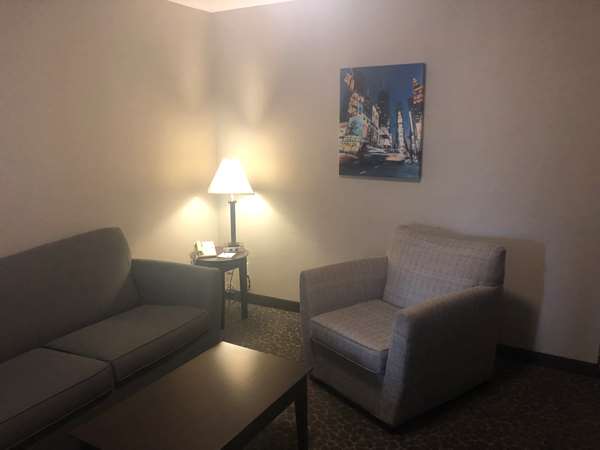 Suite - Best Western Fort Lee Inn - I-95, Exit 72 & 72A