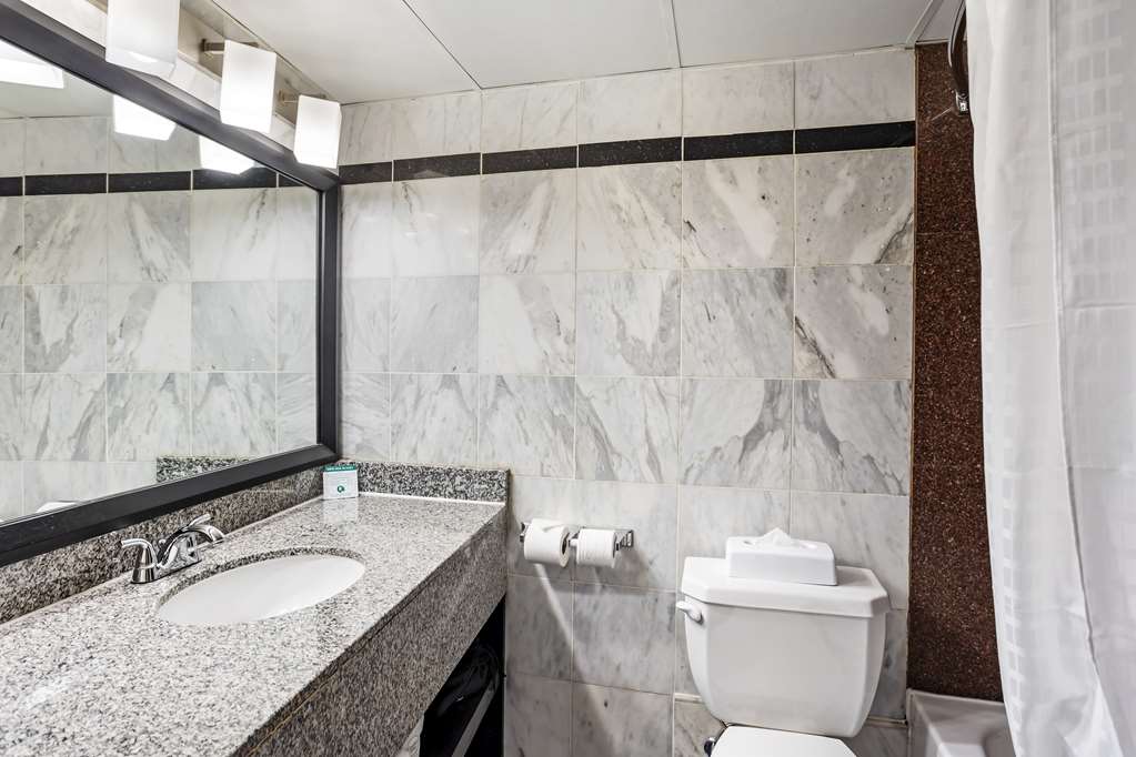 Best Western Plus Newark Airport West-guestroom-Guest Room,Bathroom,On-Site.jpg